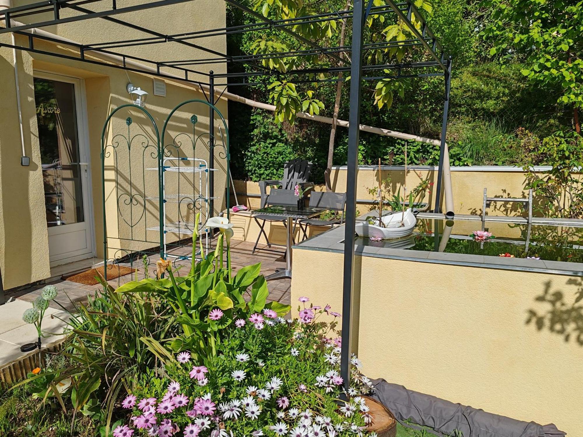 Appartement Aurore En Rez De Jardin Avec Parking Gratuit Vence Esterno foto